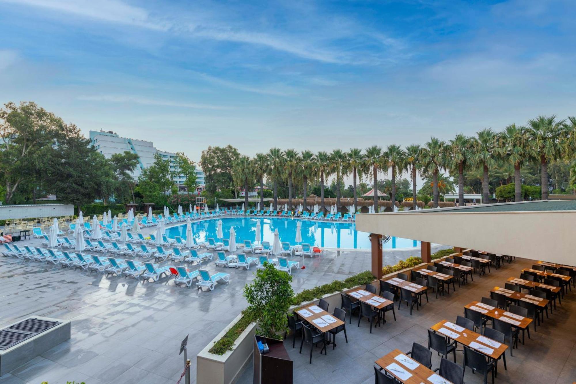 Labranda Excelsior Hotel Side Exterior foto
